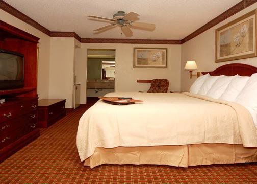 Quality Inn & Suites Clinton Habitación foto